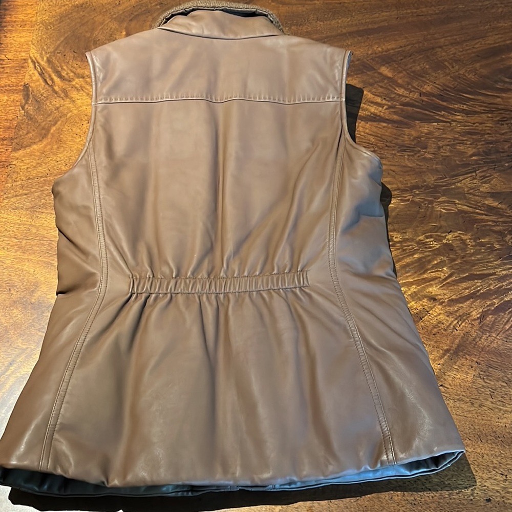 Loro piana womens 40 goose down reversible puffer vest - Picture 4 of 14